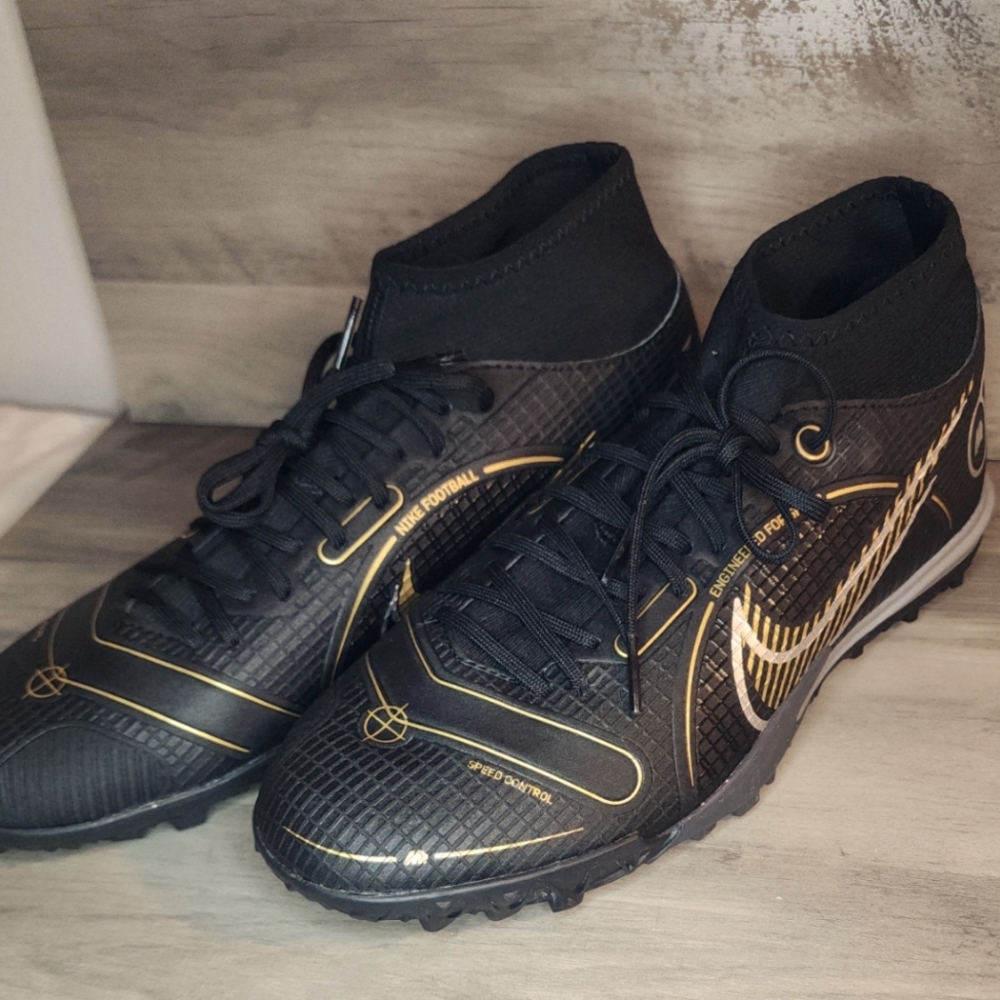 Mercurial Superfly 8 Academy TF